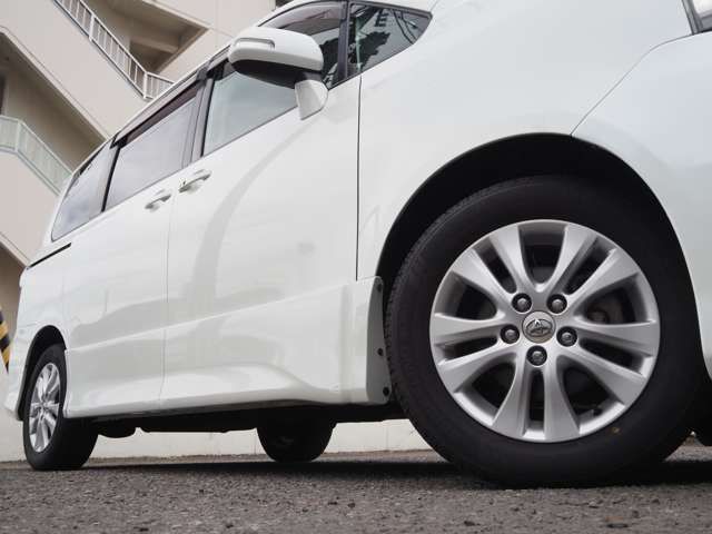 TOYOTA VOXY 2010 Image 31