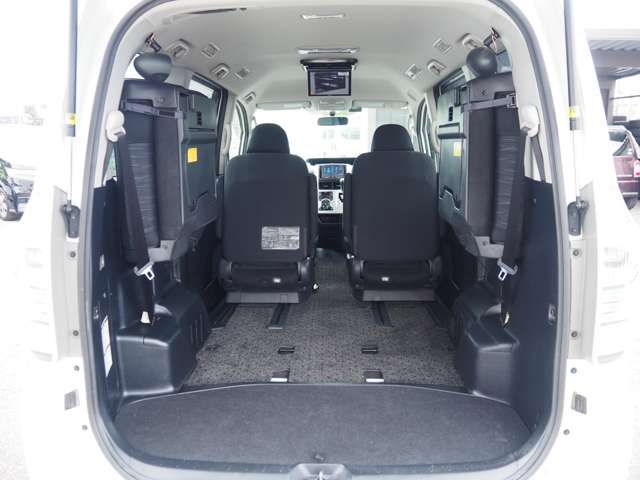 TOYOTA VOXY 2010 Image 31