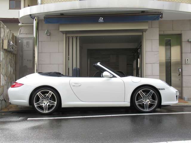 PORSCHE 911 OPEN 2010 Image 31