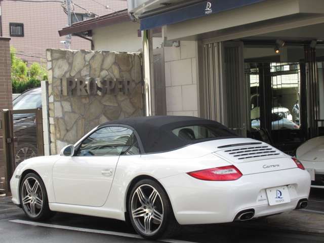 PORSCHE 911 OPEN 2010 Image 31