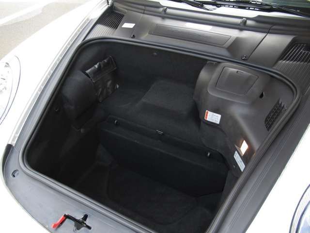 PORSCHE 911 OPEN 2010 Image 31