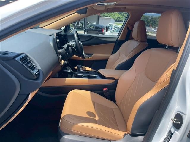 TOYOTA LEXUS NX350H 2024 Image 31