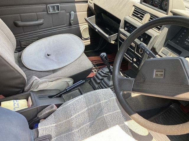 NISSAN DATSUN 4WD 1992 Image 31