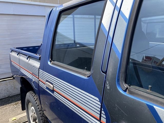 NISSAN DATSUN 4WD 1992 Image 31