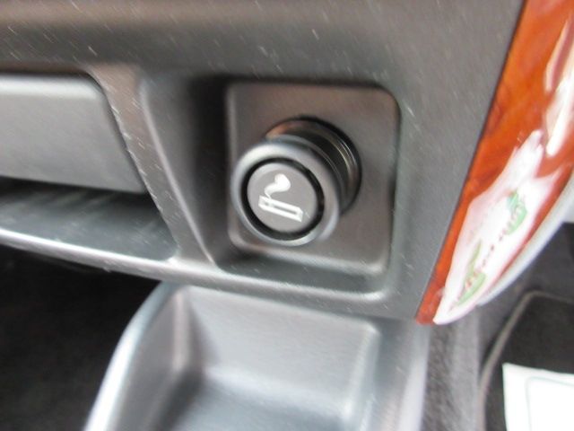 DAIHATSU MIRA E:S 2011 Image 31