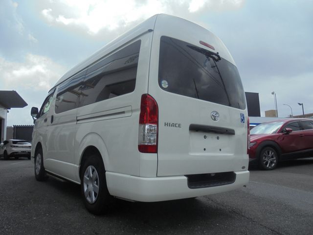TOYOTA HIACE VAN 2WD 2020 Image 31