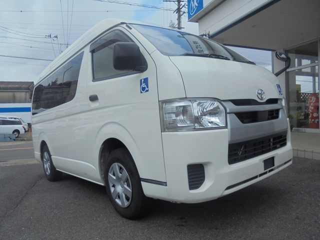 TOYOTA HIACE VAN 2WD 2020 Image 31