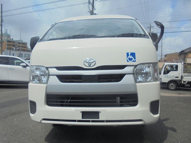 TOYOTA HIACE VAN 2WD 2020 Image 31