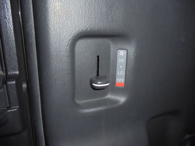 TOYOTA HIACE VAN 2WD 2020 Image 31