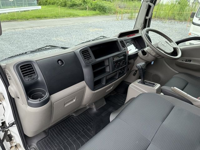 ISUZU ELF 2011 Image 31