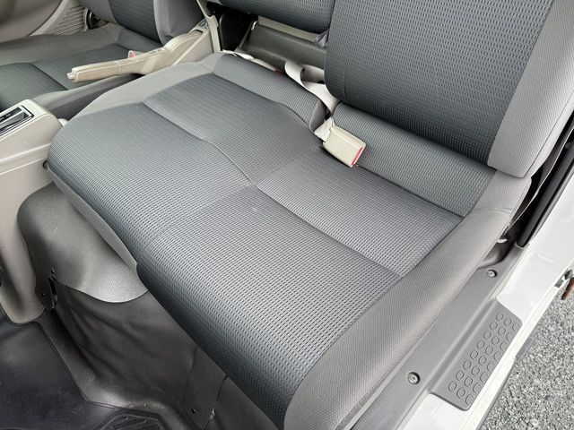 ISUZU ELF 2011 Image 31