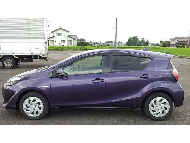 TOYOTA AQUA 2018 Image 31