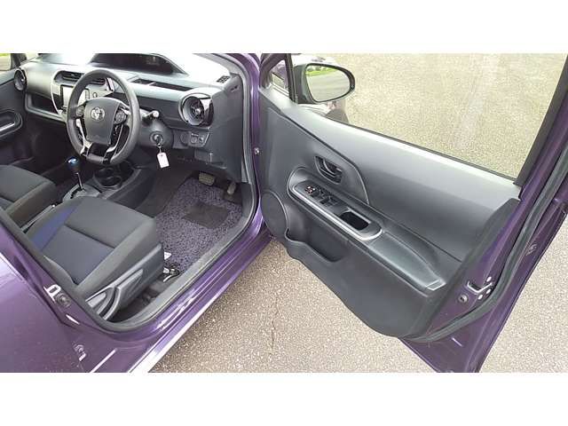 TOYOTA AQUA 2018 Image 31