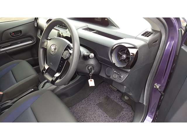 TOYOTA AQUA 2018 Image 31