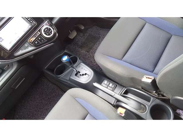 TOYOTA AQUA 2018 Image 31