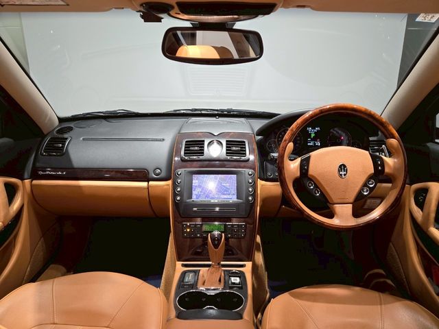 MASERATI QUATTROPORT 2011 Image 31