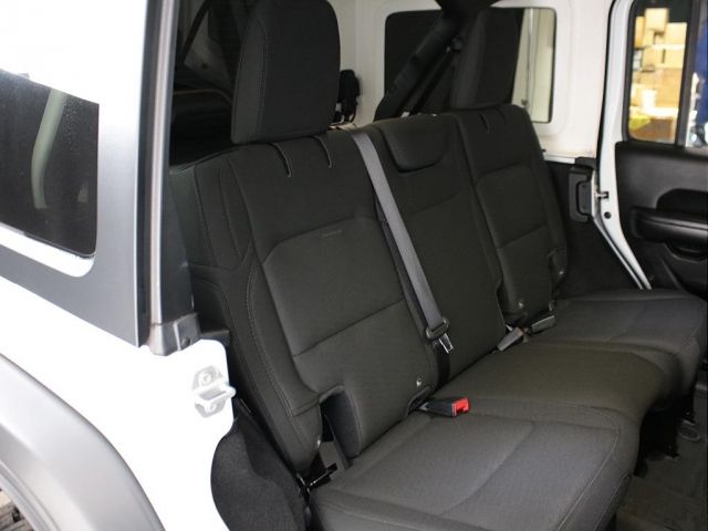 JEEP WRANGLER UNLIMI 2020 Image 31