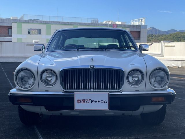 JAGUAR XJSERIES SEDA 1983 Image 31
