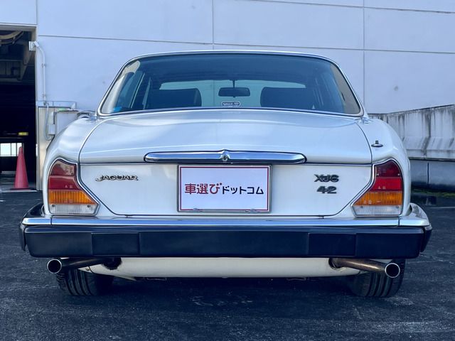 JAGUAR XJSERIES SEDA 1983 Image 31