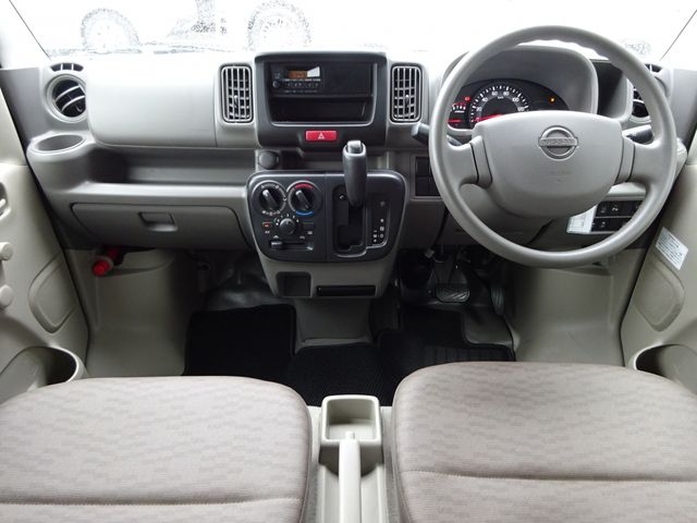 NISSAN NV100 CLIPPER 2021 Image 31