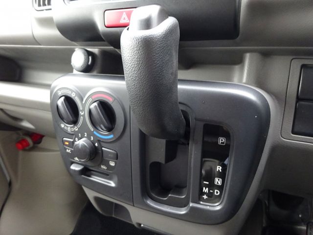 NISSAN NV100 CLIPPER 2021 Image 31