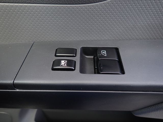 NISSAN AD 2021 Image 31