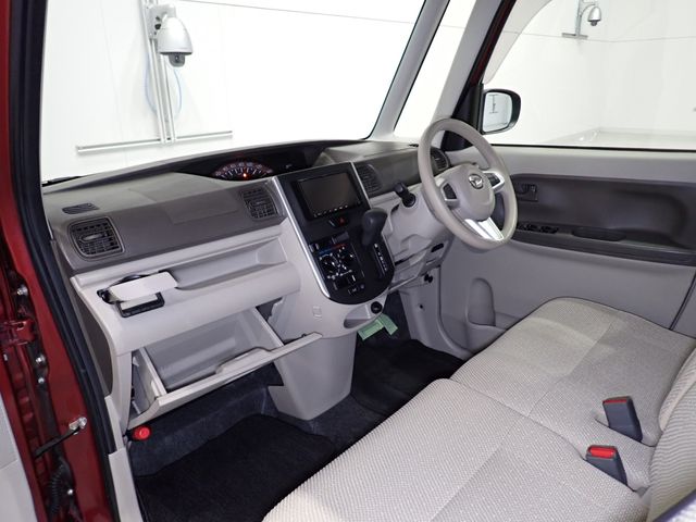 DAIHATSU TANTO 2018 Image 31