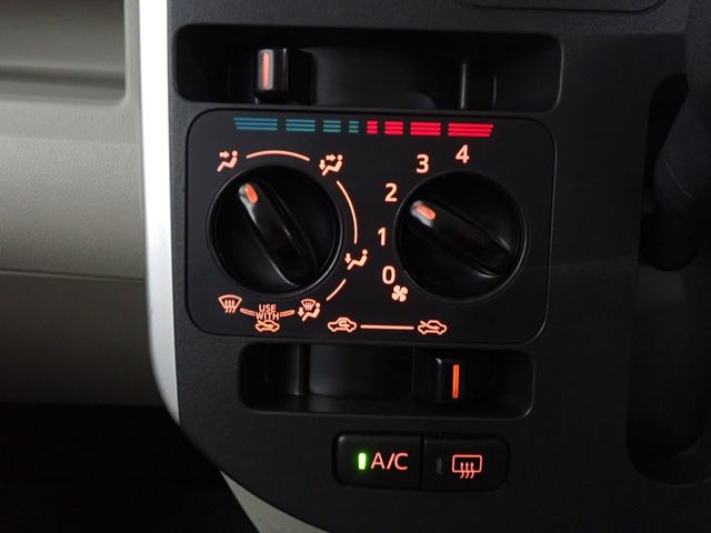 DAIHATSU TANTO 2018 Image 31