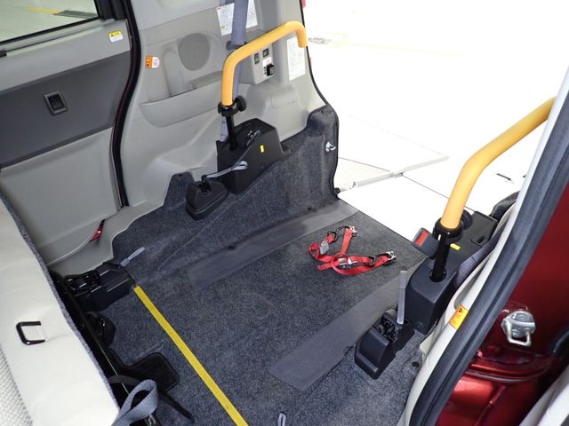 DAIHATSU TANTO 2018 Image 31