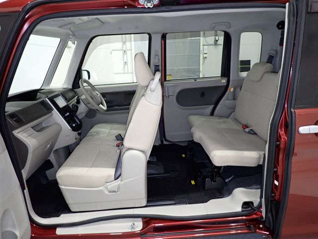 DAIHATSU TANTO 2018 Image 31