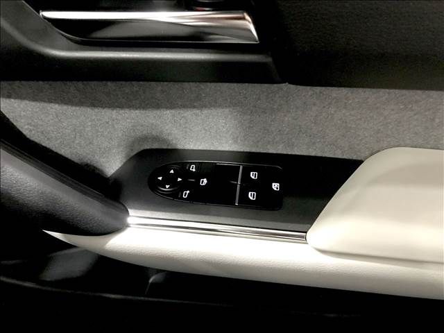 MAZDA MX-30 EV 2021 Image 31