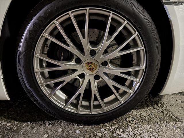 PORSCHE 718CAYMAN 0 Image 31