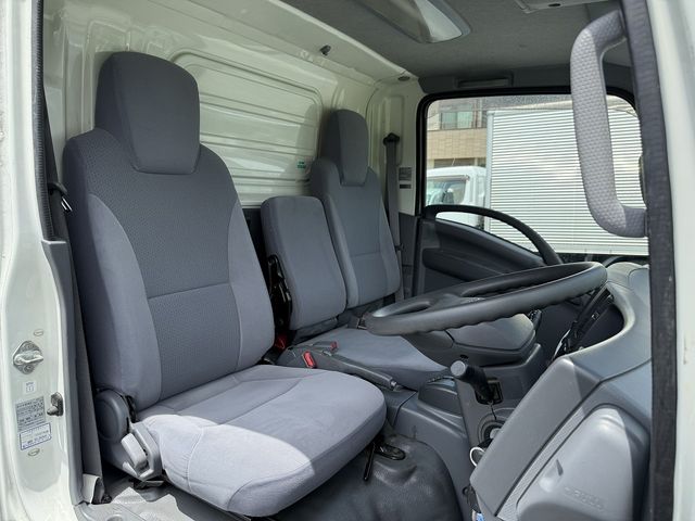 ISUZU ELF 2016 Image 31