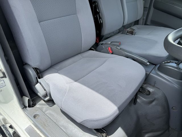 ISUZU ELF 2016 Image 31