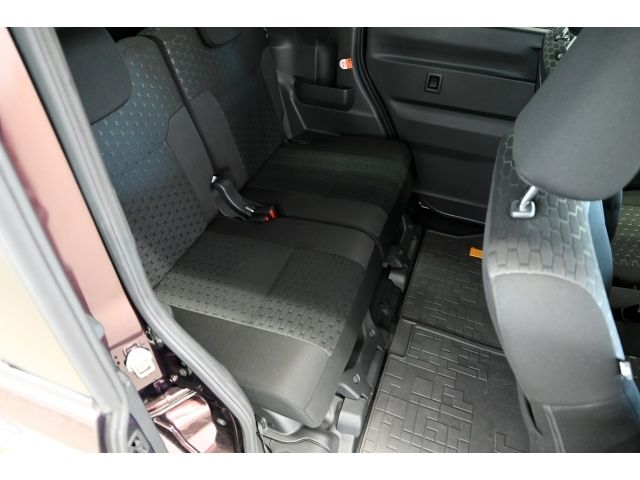 DAIHATSU WAKE 2017 Image 31