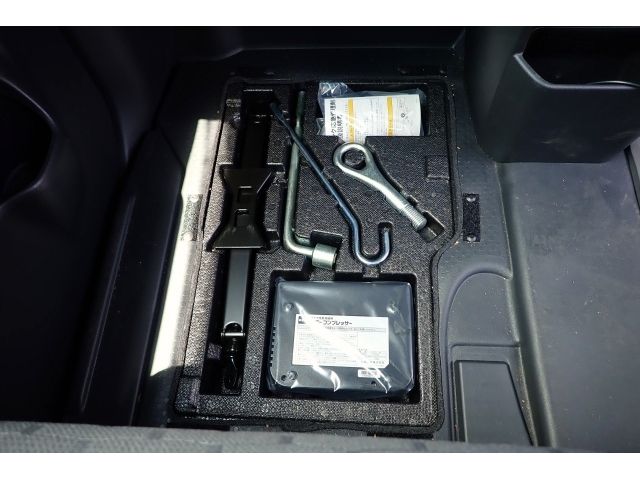 DAIHATSU WAKE 2017 Image 31