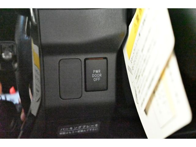 DAIHATSU WAKE 2017 Image 31