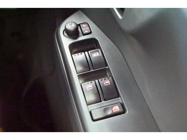 DAIHATSU WAKE 2017 Image 31