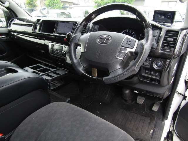 TOYOTA HIACE WAGON 4WD 2021 Image 31