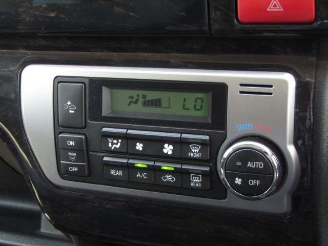 TOYOTA HIACE WAGON 4WD 2021 Image 31