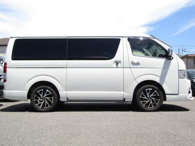 TOYOTA HIACE WAGON 4WD 2021 Image 31