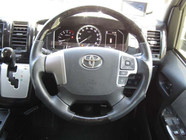 TOYOTA HIACE WAGON 4WD 2021 Image 31