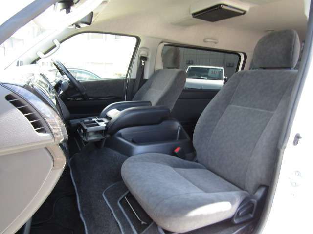 TOYOTA HIACE WAGON 4WD 2021 Image 31