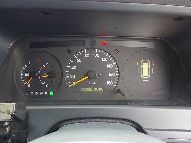 TOYOTA HIACE VAN 1.25T 2004 Image 31