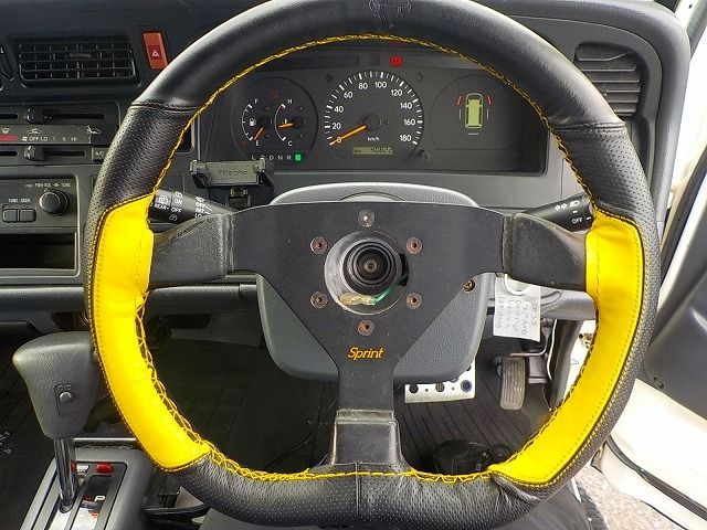 TOYOTA HIACE VAN 1.25T 2004 Image 31