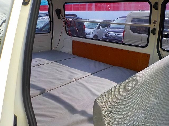 TOYOTA HIACE VAN 1.25T 2004 Image 31