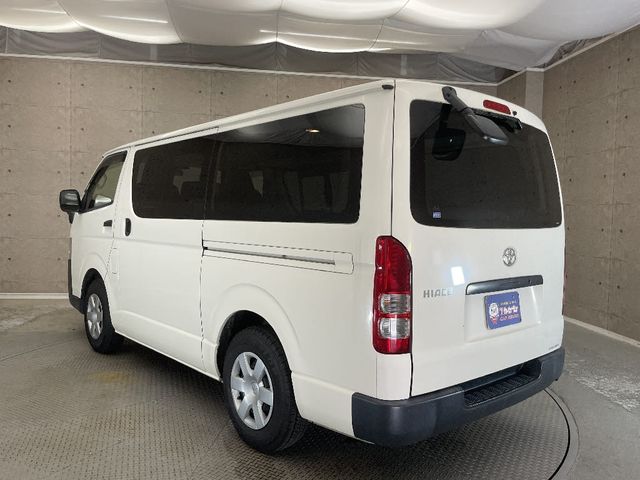 TOYOTA HIACE VAN 1.25T 2WD 2020 Image 31