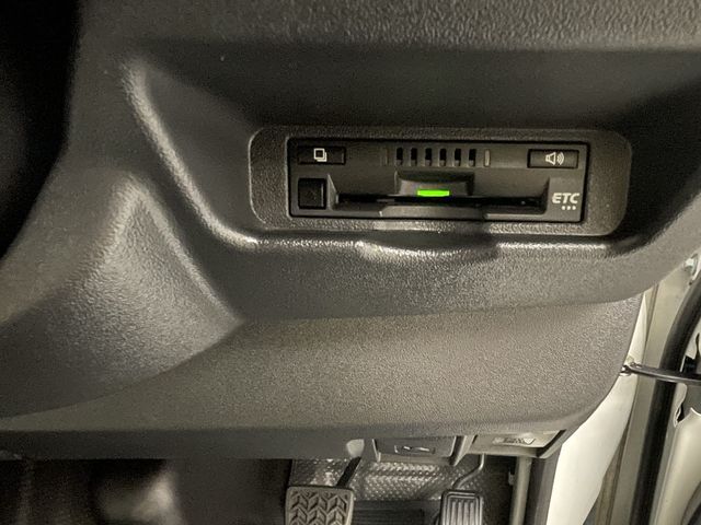 TOYOTA HIACE VAN 1.25T 2WD 2020 Image 31