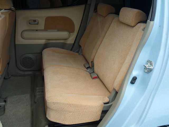 NISSAN MOCO 2010 Image 31