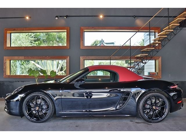 PORSCHE 718BOXSTER 2025 Image 31